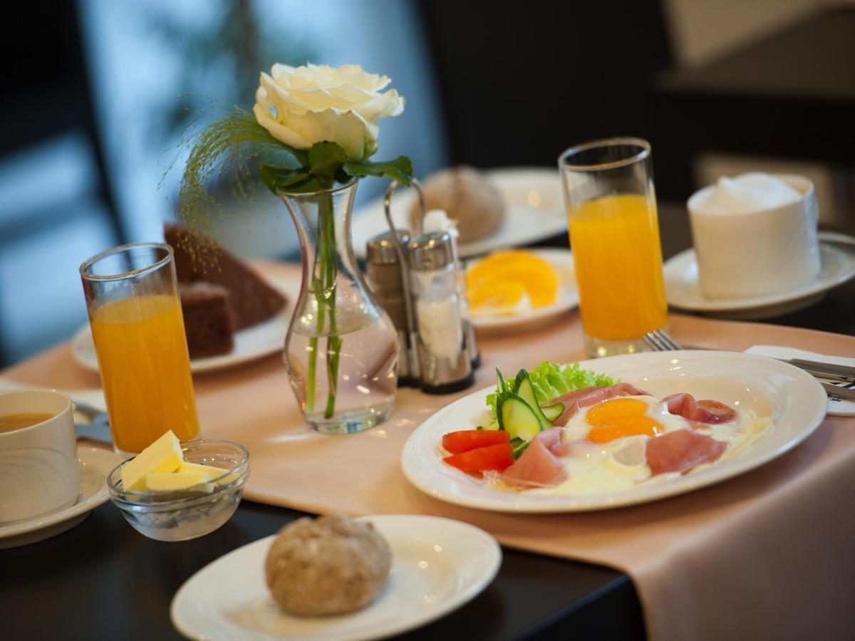 Ea Business Hotel 이흘라바 외부 사진